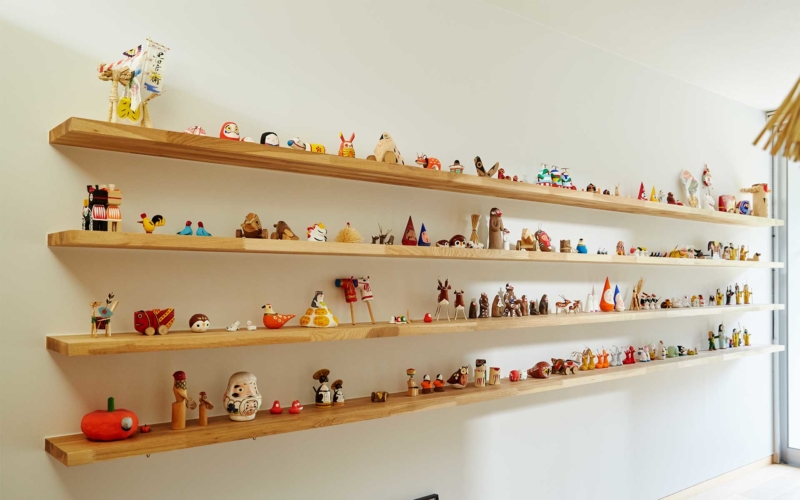 郷土玩具コレクターの家、郷土玩具の棚