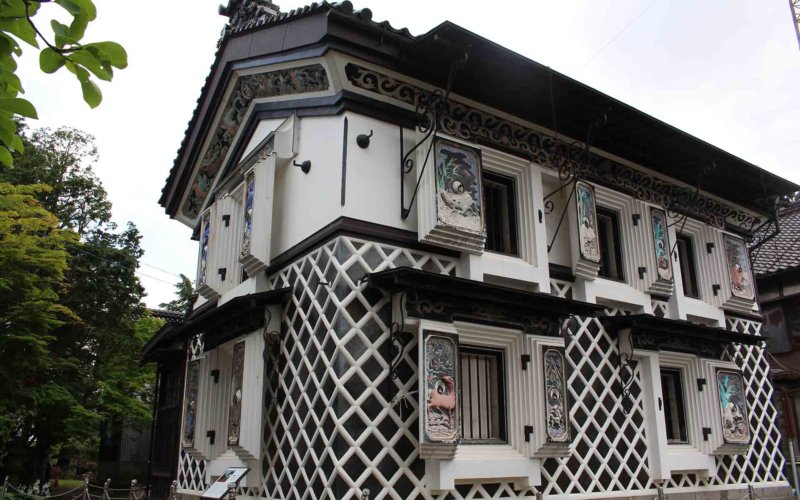 機那サフラン酒本舗鏝絵蔵