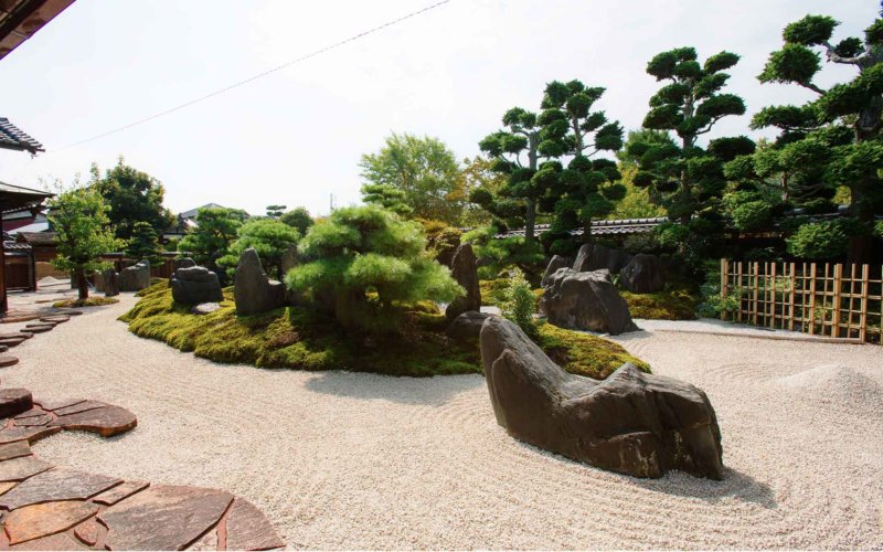 重盛三玲の庭が楽しめる三重のちそう菰野