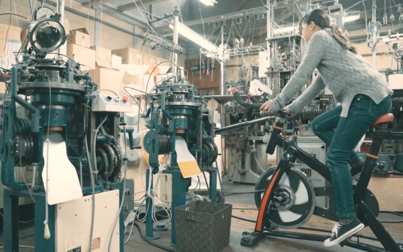 自転車で靴下を編むブランドチャリックス　奈良