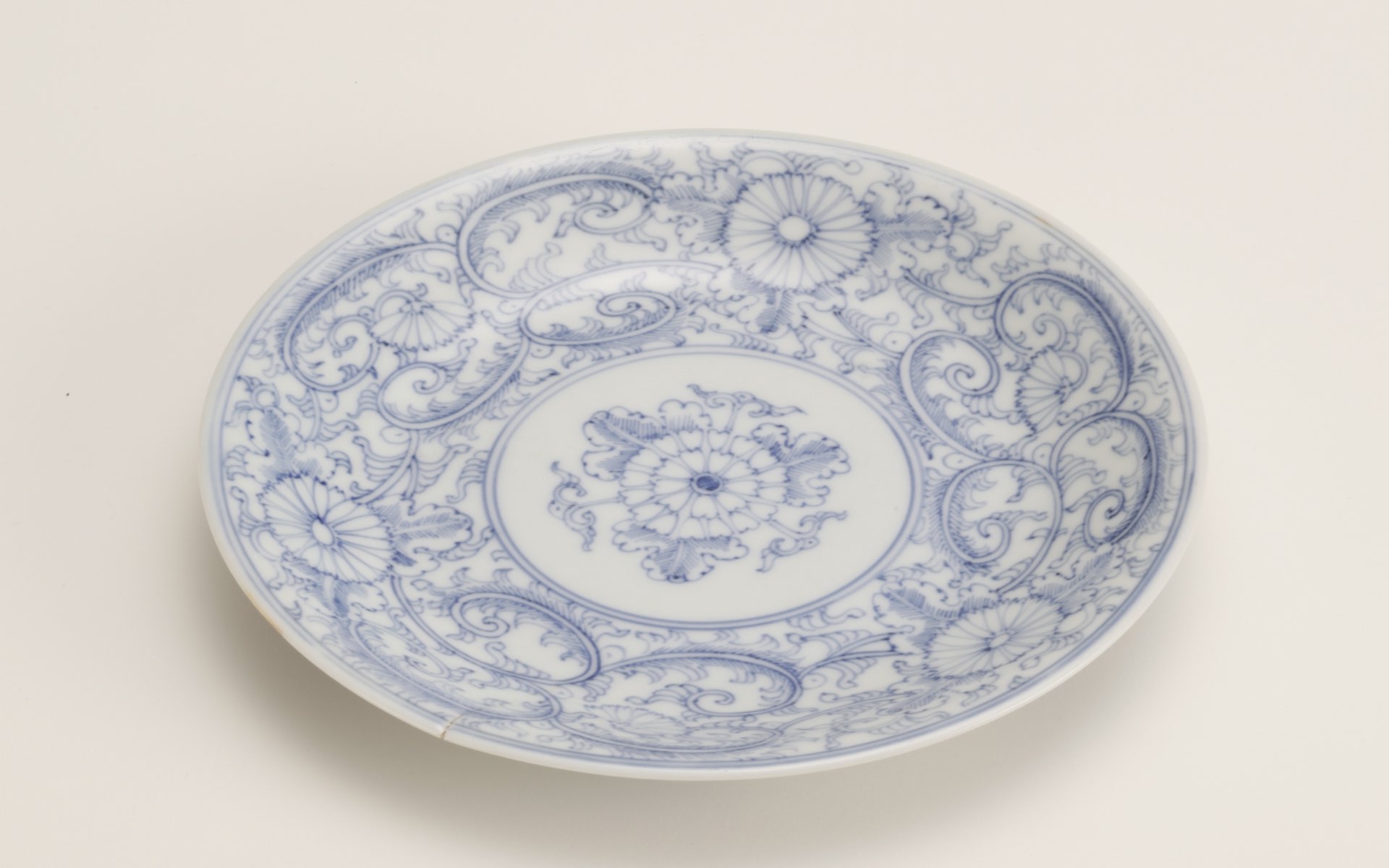 三川内焼の平皿